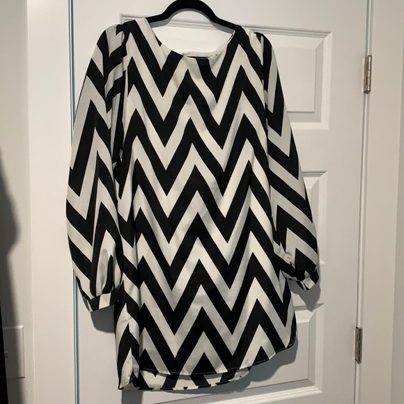 Black & White Chevron Dress - Picture 1 of 1